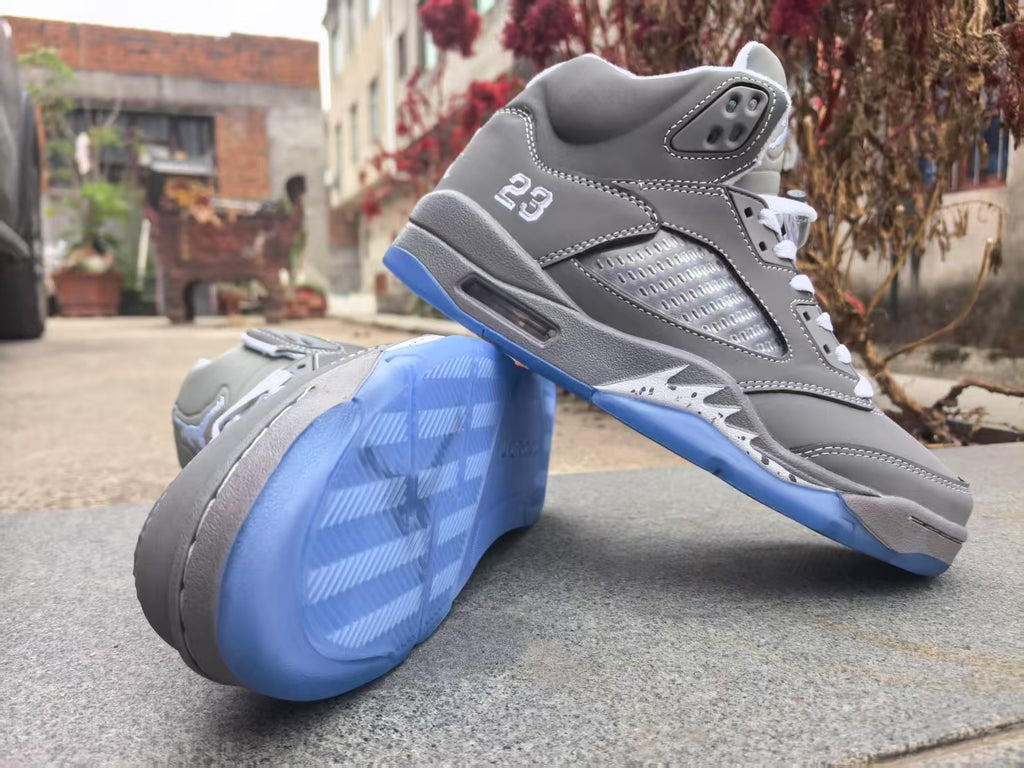 Air Jordan 5 Retro Sneakers – Grey