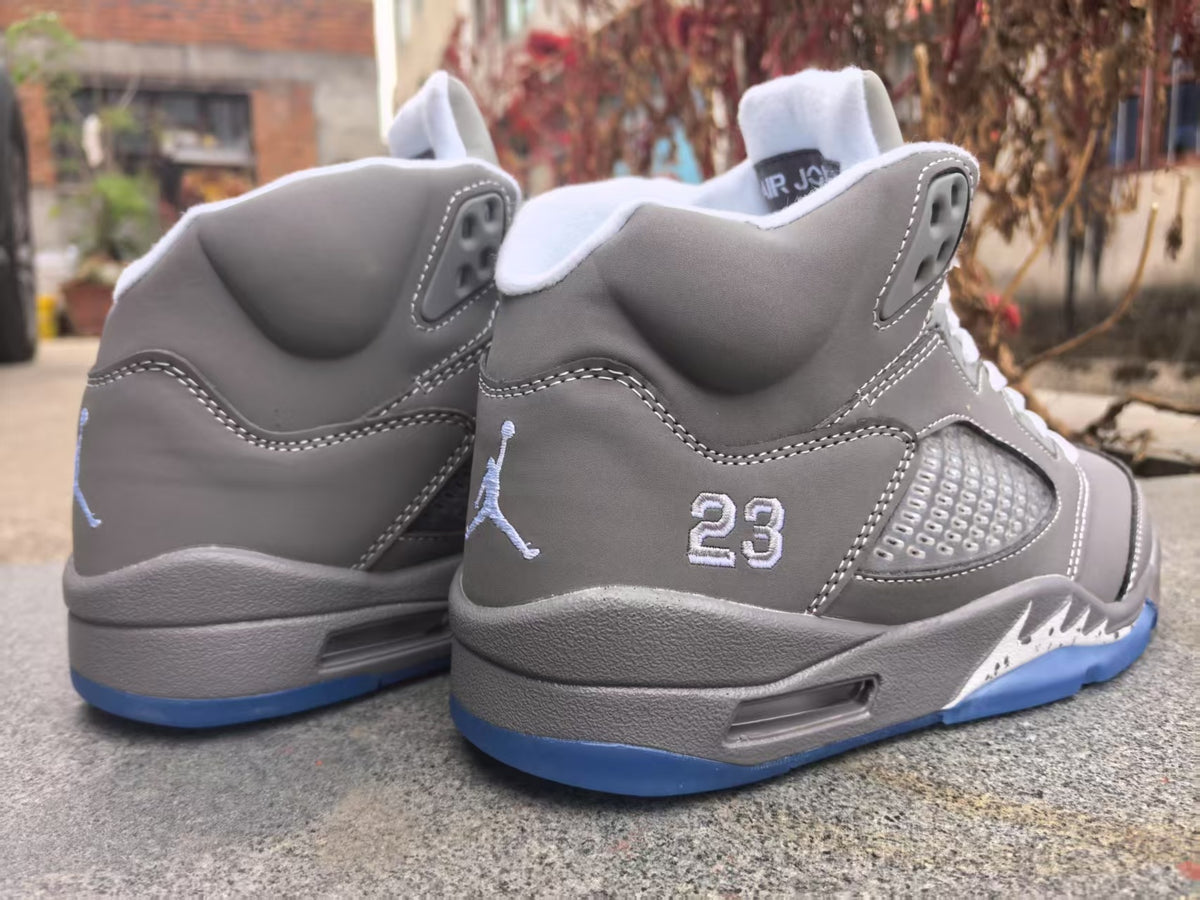 Air Jordan 5 Retro Sneakers – Grey