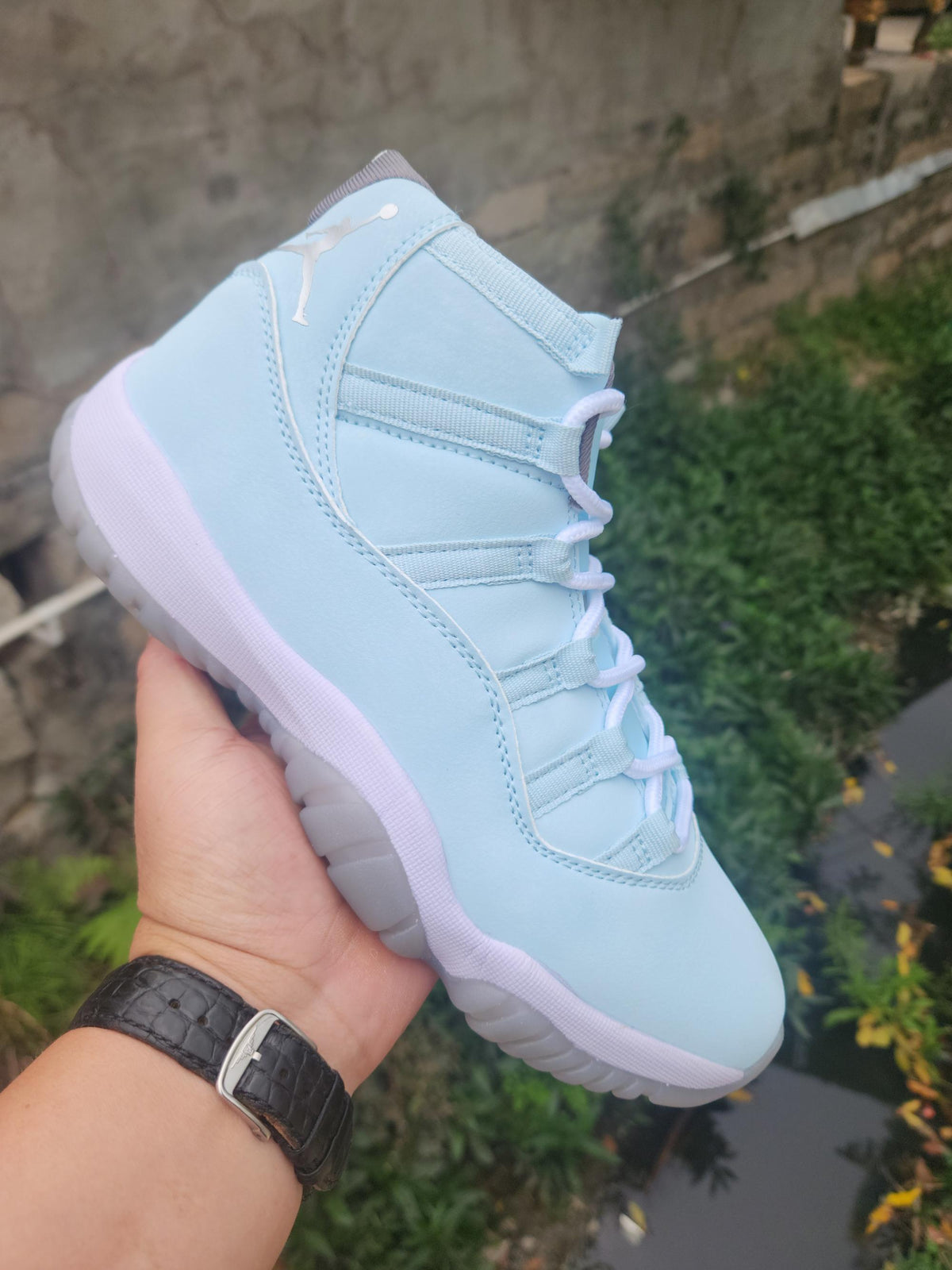 Air Jordan 11 Retro Sneakers – Pale-Moon