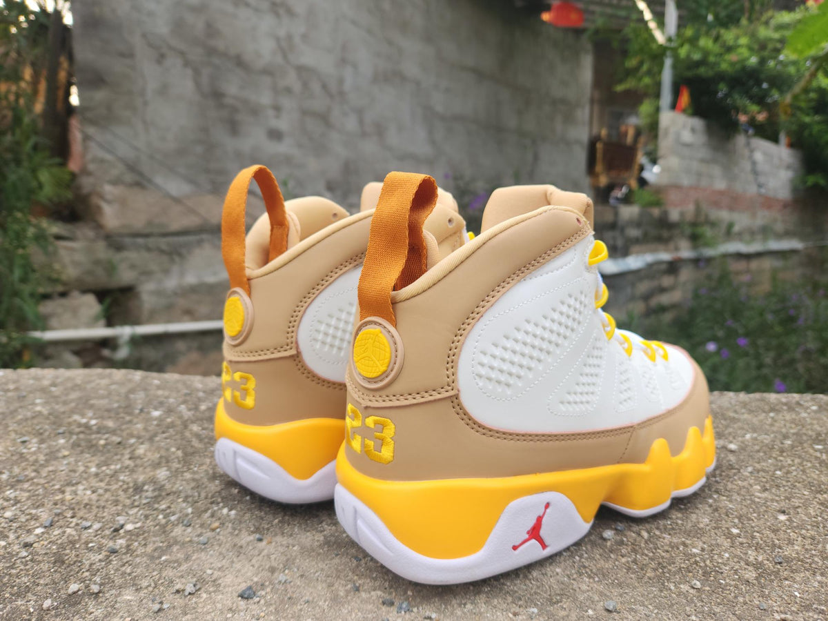 Air Jordan 9 Sneakers – White / Ochre