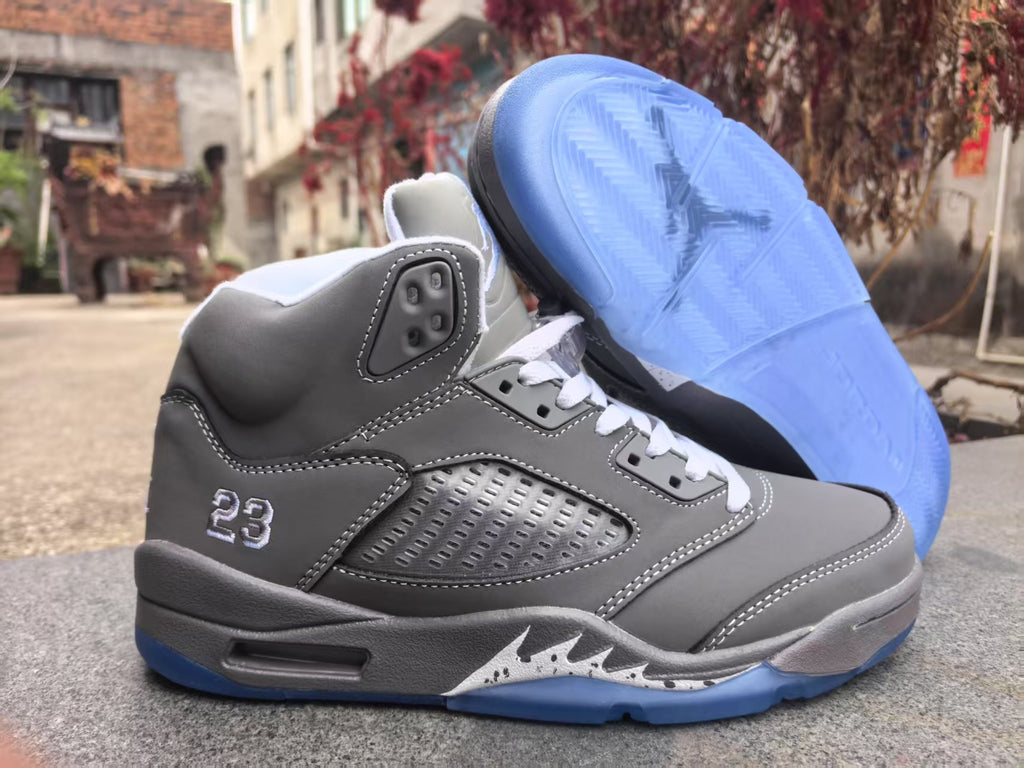 Air Jordan 5 Retro Sneakers – Grey