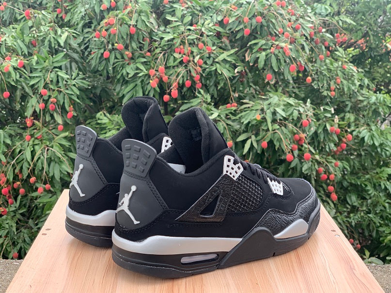 Air Jordan 4 Sneakers – Spotlight
