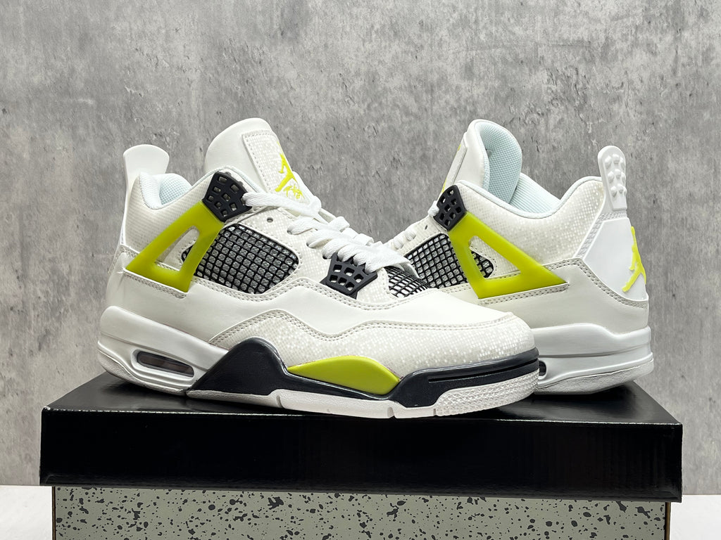 Air Jordan 4 Retro Sneakers – New Colorway
