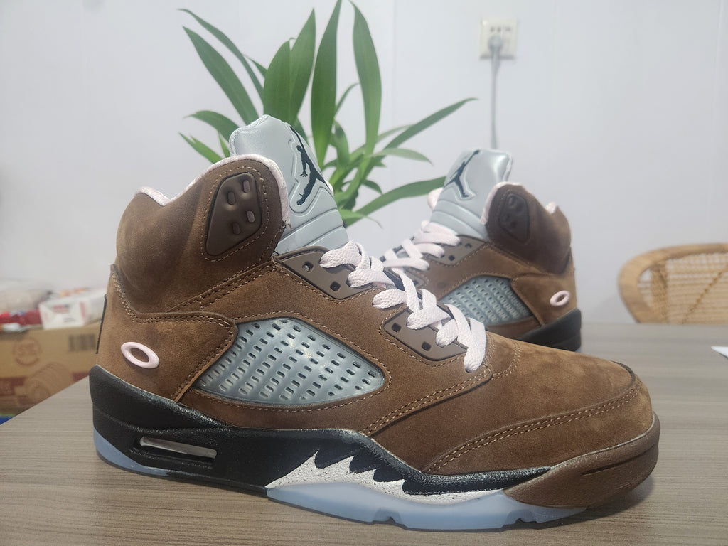 Air Jordan 5 Unisex Sneakers – Dark Brown