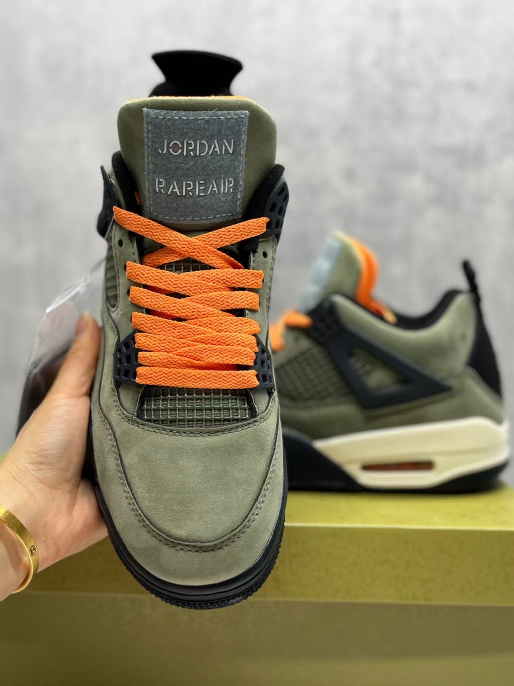 Air Jordan 4 Retro Sneakers – Olive Green